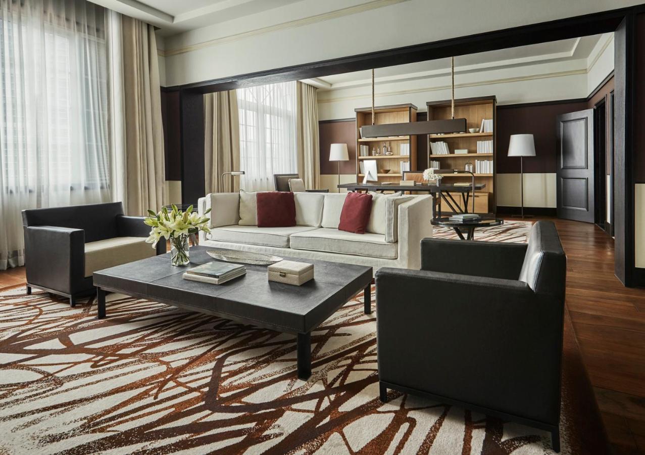 Governor Suite King
