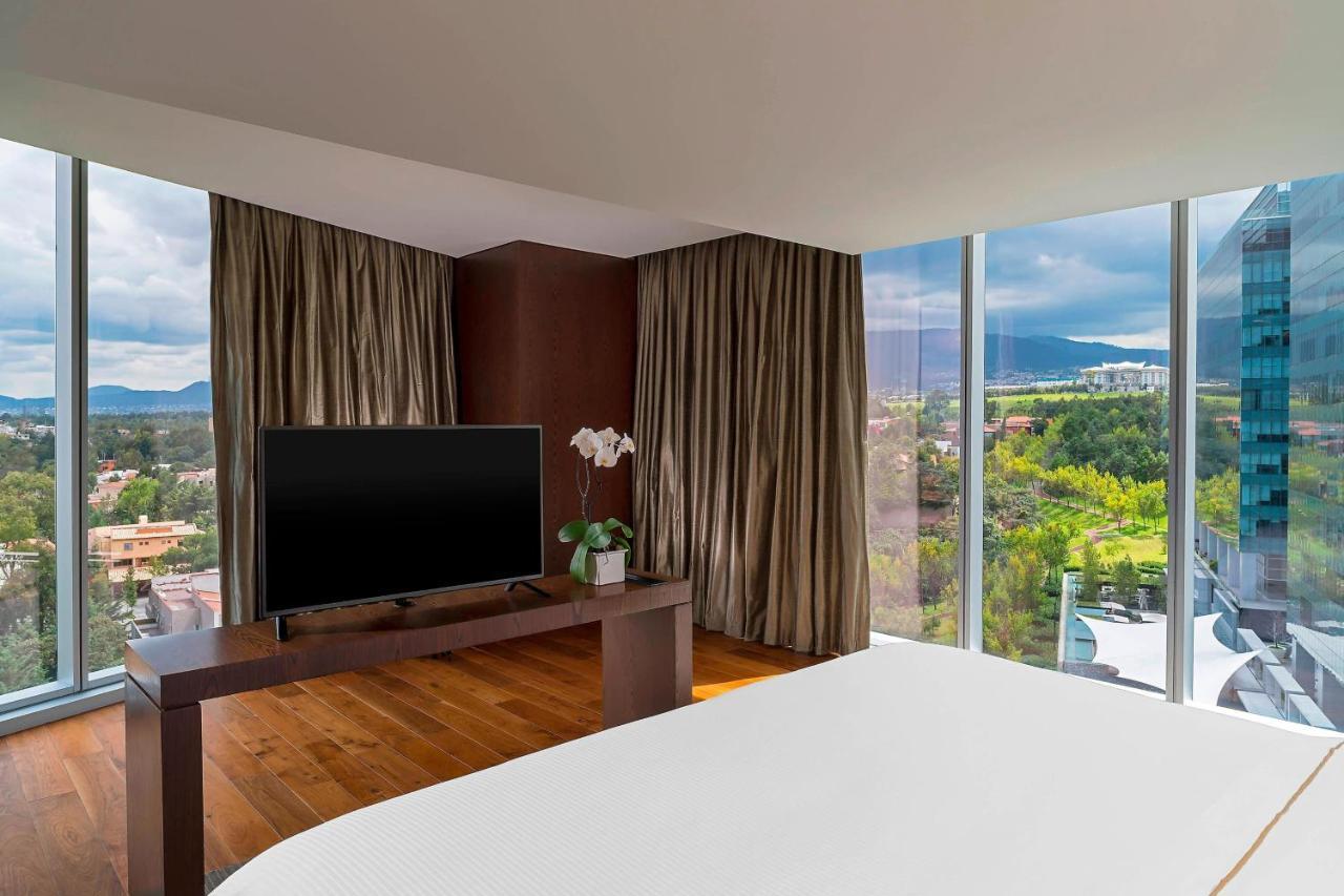 Master Suite Club lounge access 1 Bedroom Junior Suite