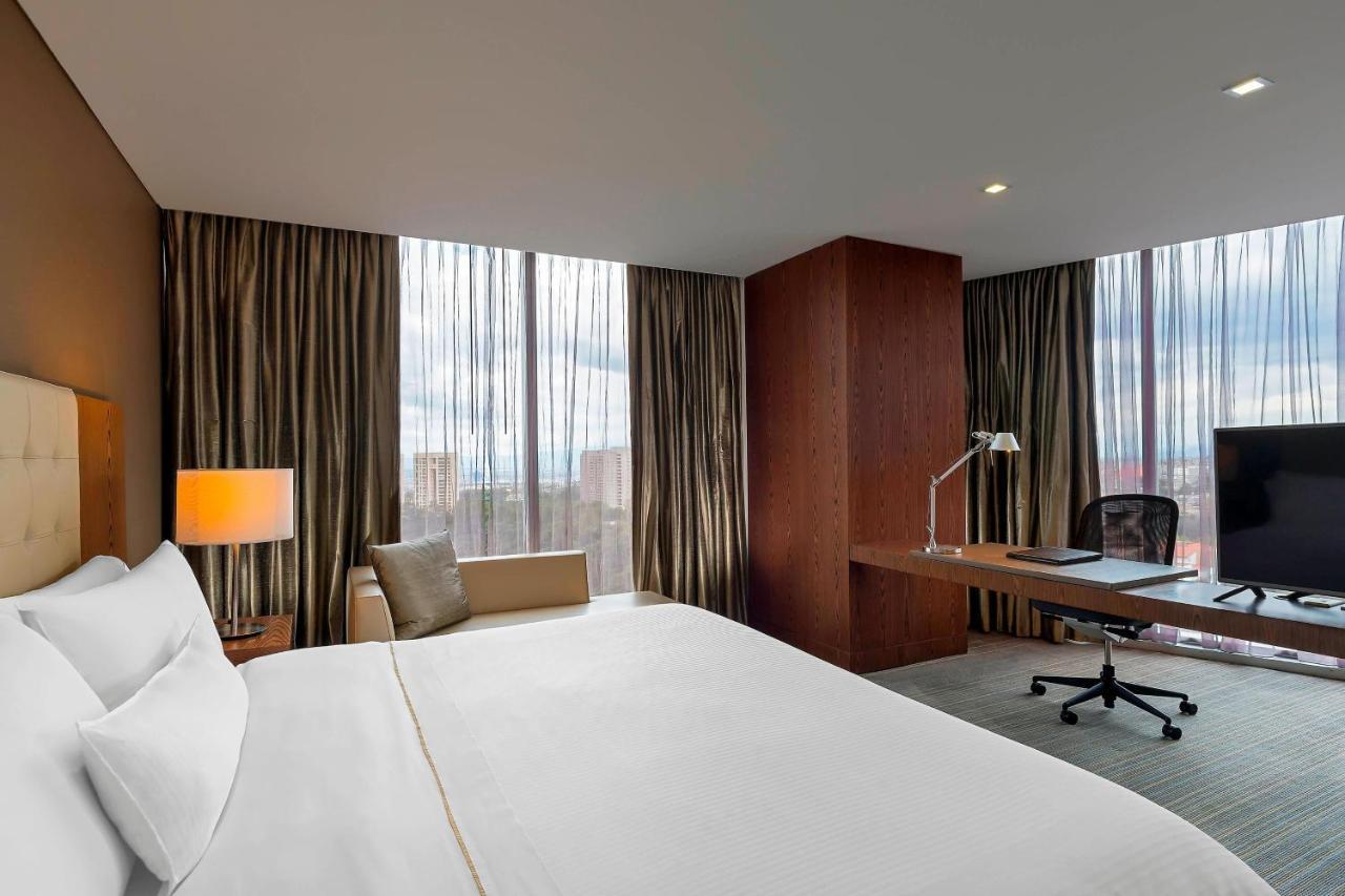 Premium Suite Club lounge access 1 Bedroom Suite 1 King