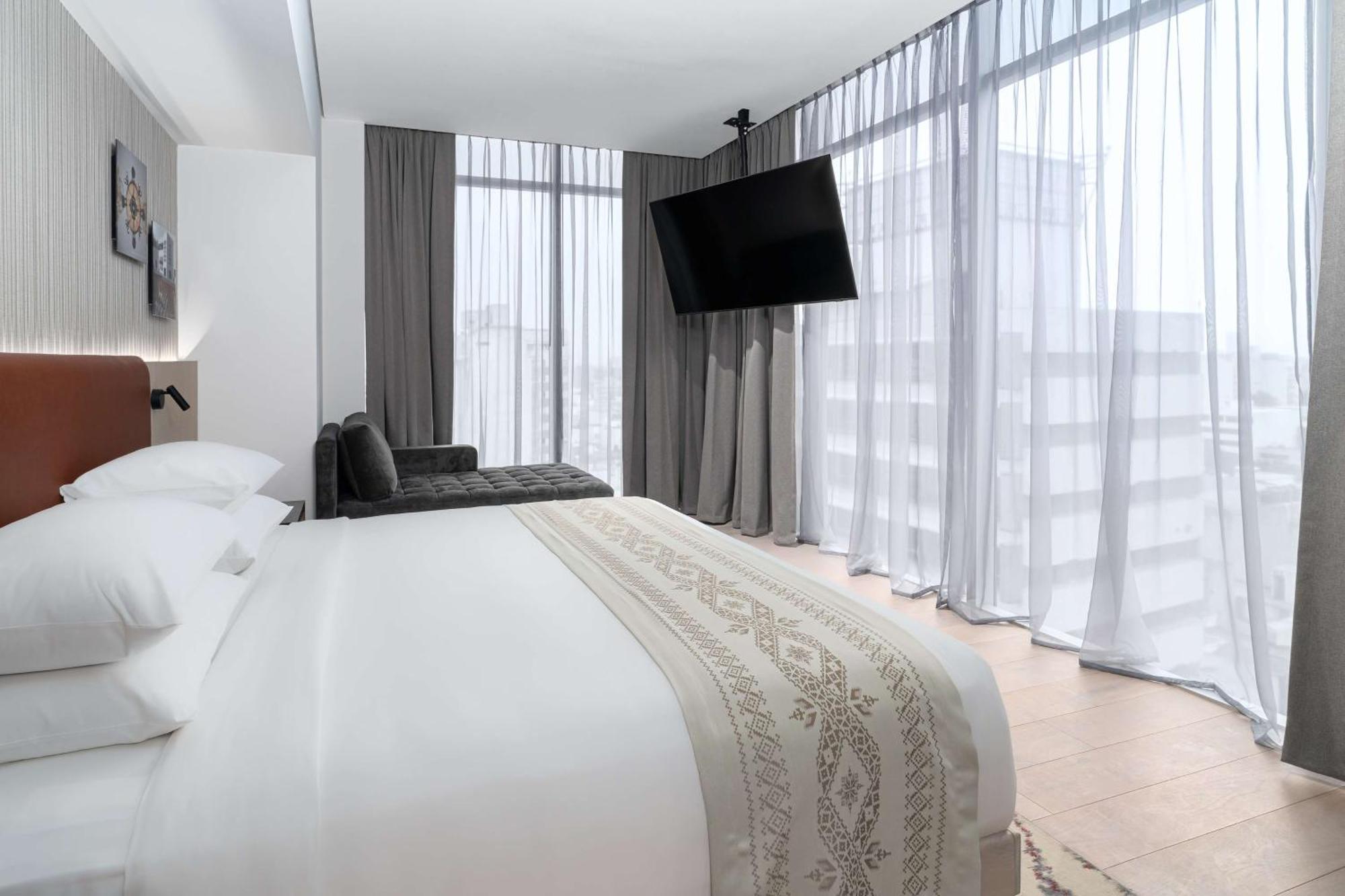 King Room - Club Access