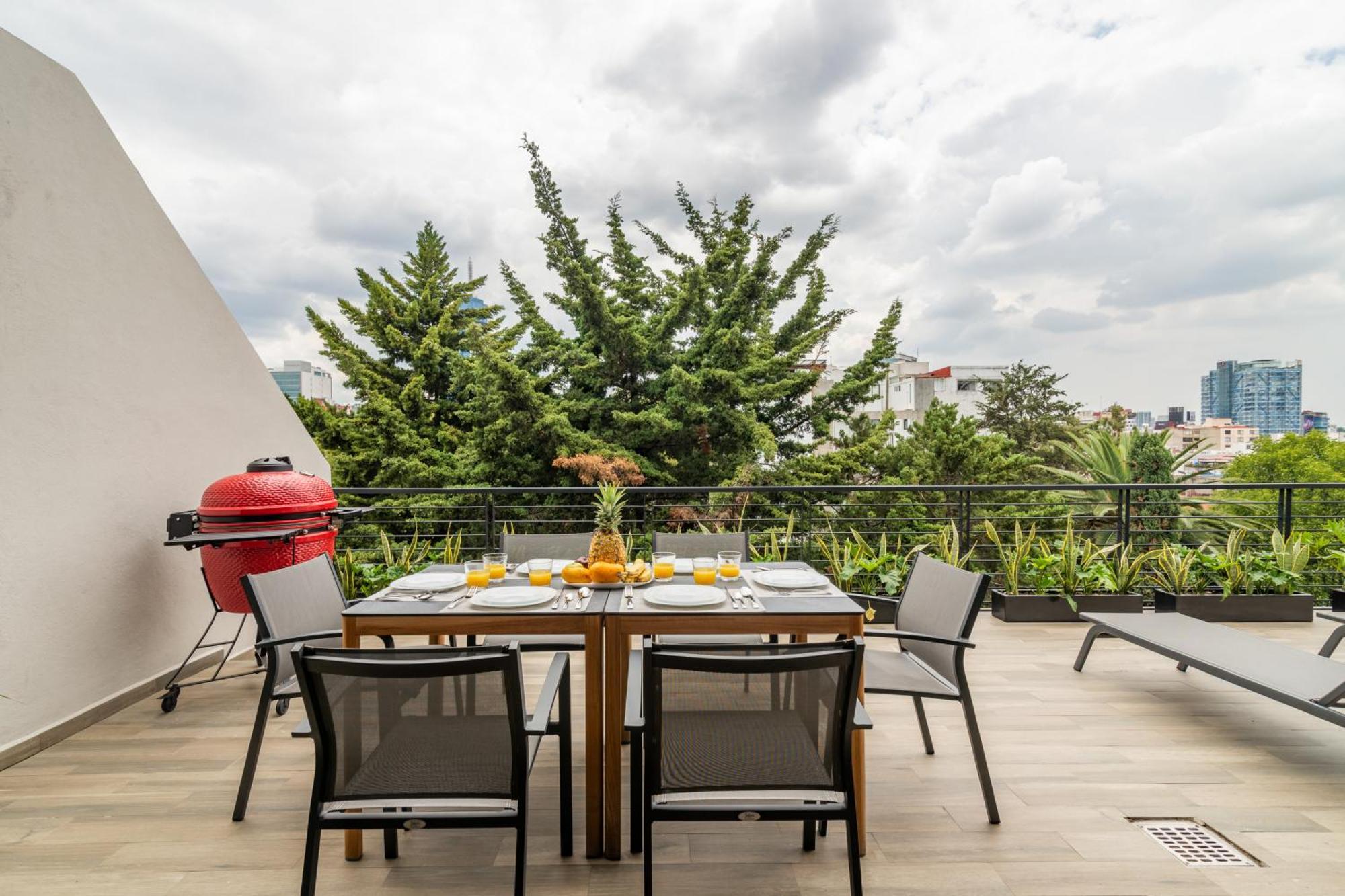 Deluxe Penthouse, 2 Bedrooms, Terrace