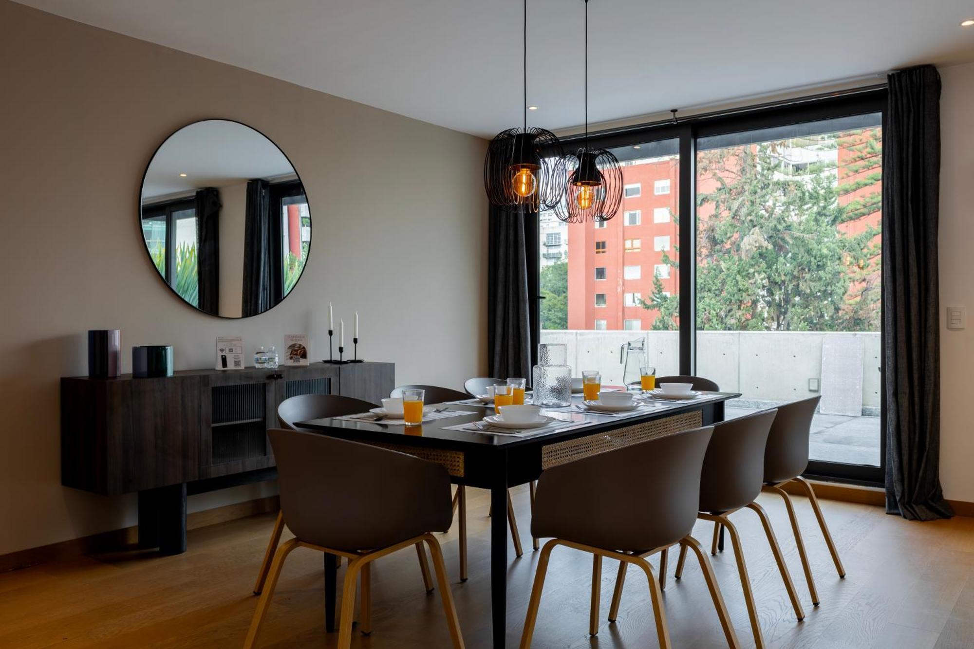 Deluxe Penthouse 4 Bedrooms Terrace