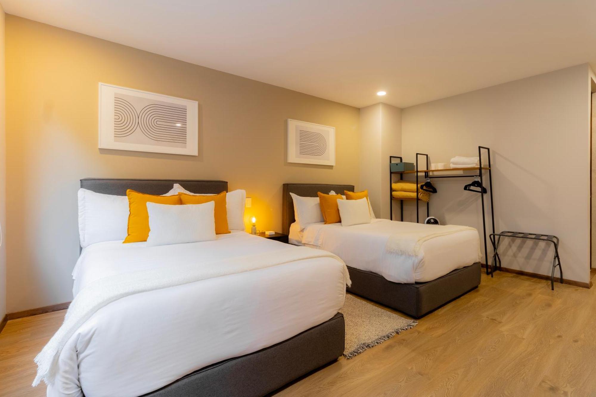 Luxury Apartment 3 Bedrooms Balcony