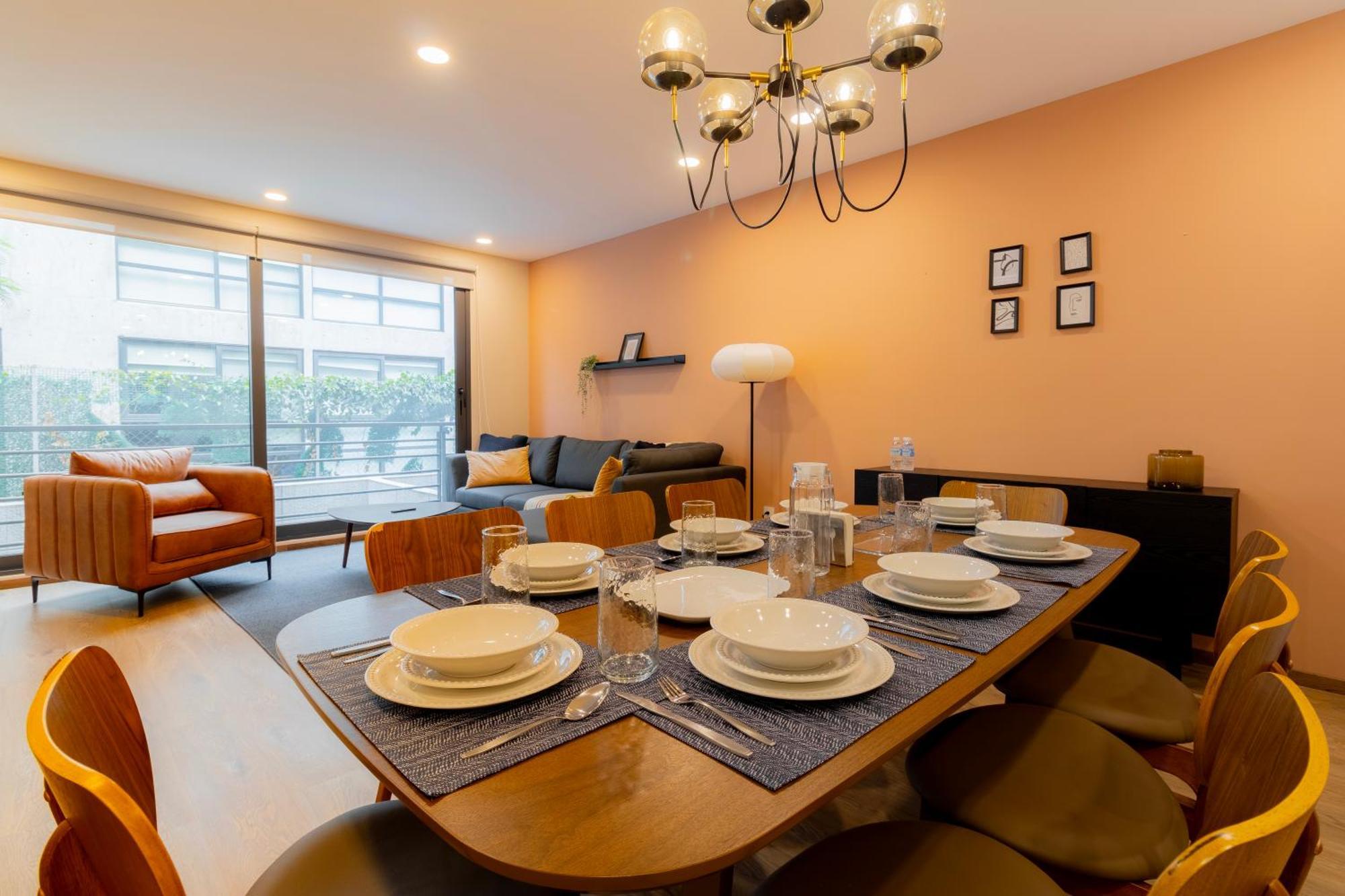 Luxury Apartment 3 Bedrooms Balcony