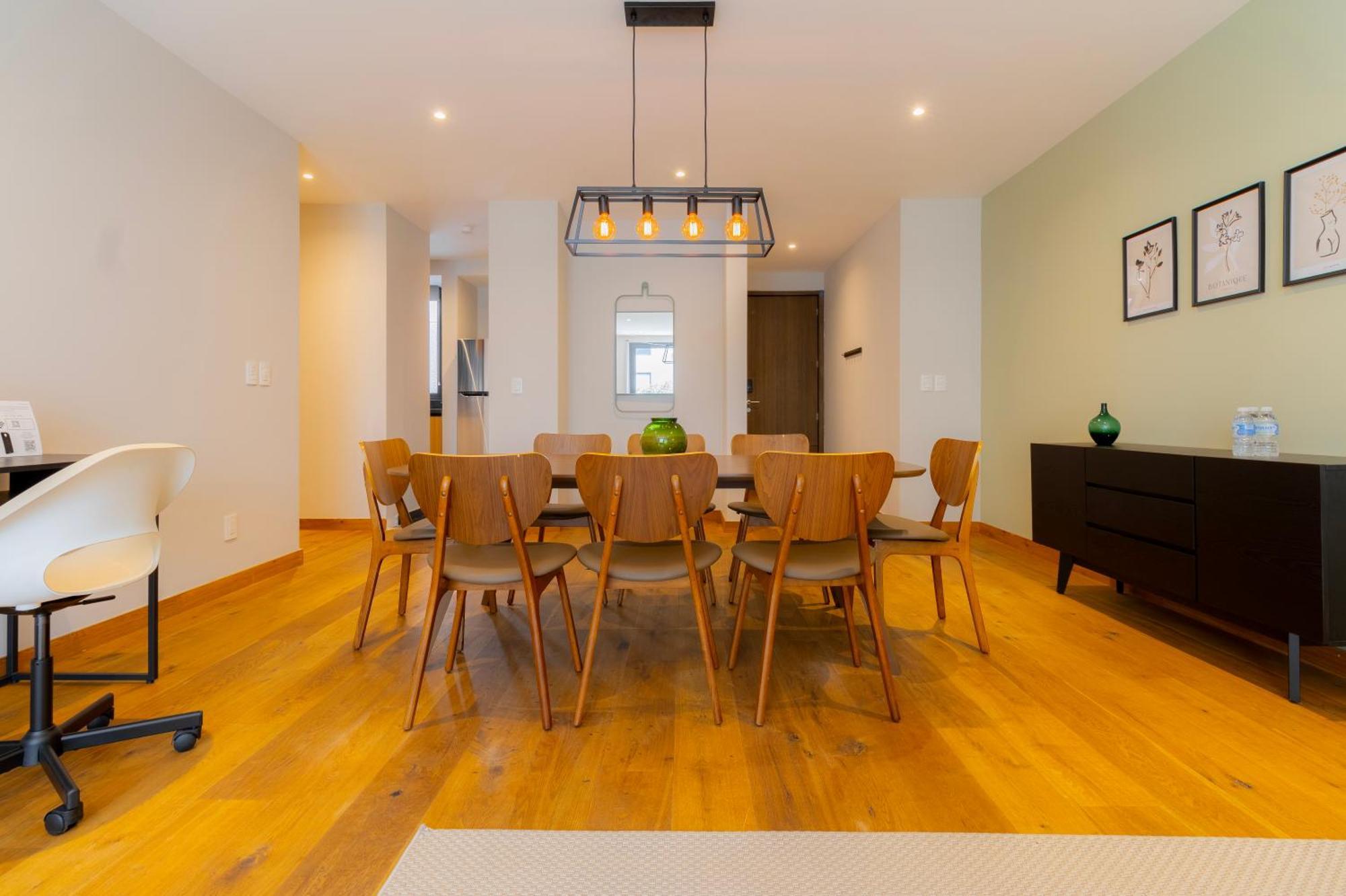 Premium Apartment 3 Bedrooms Balcony