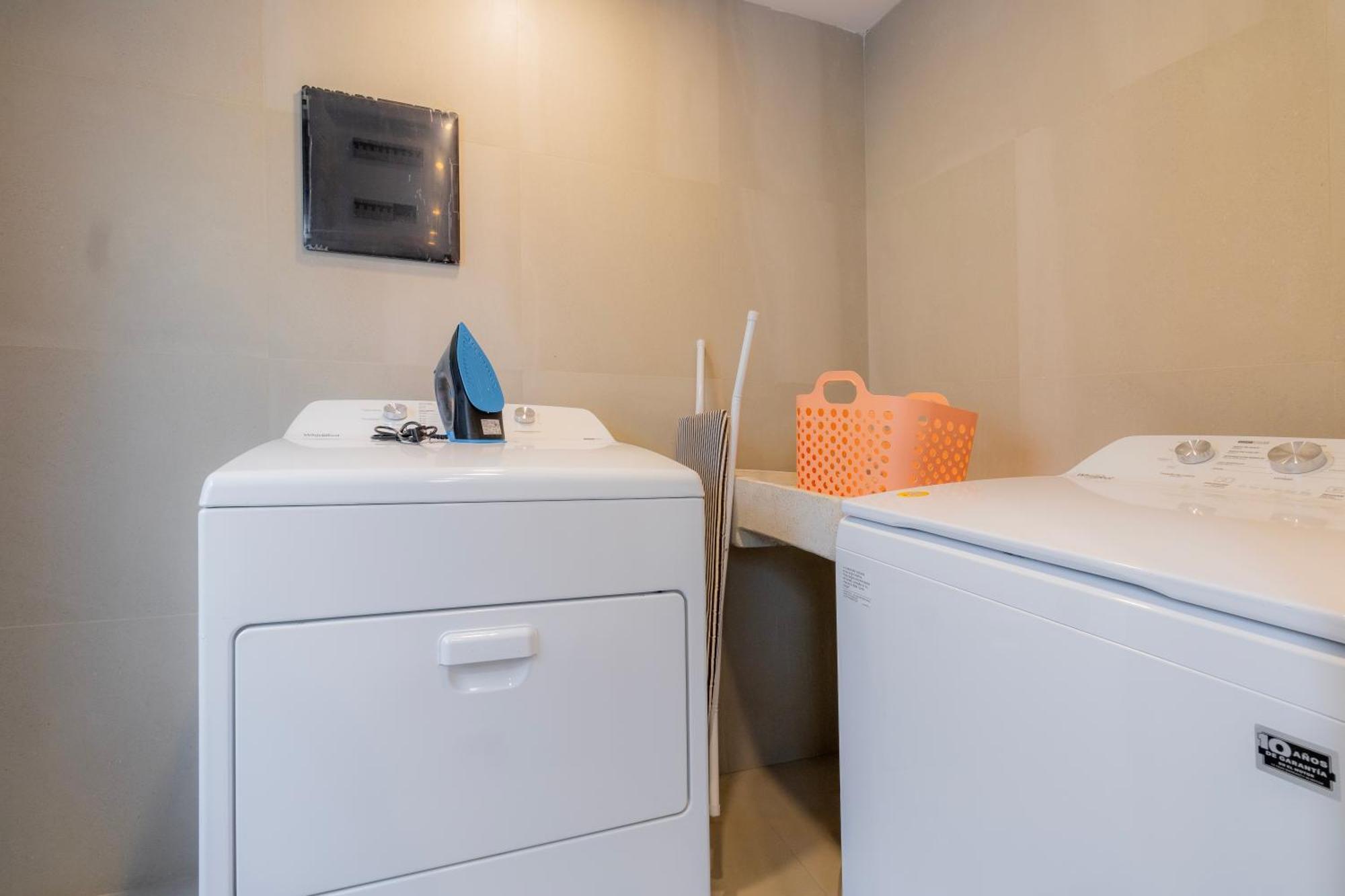 Luxury Apartment 3 Bedrooms Balcony