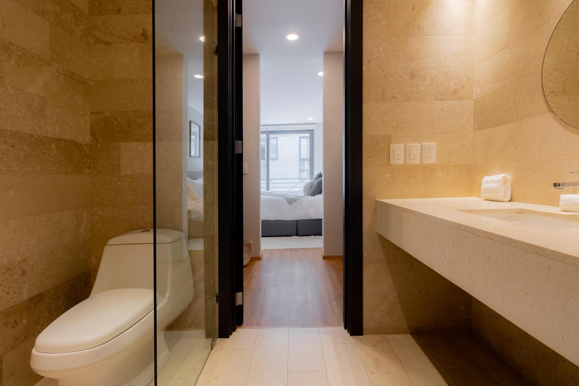 Premium Apartment 3 Bedrooms Balcony