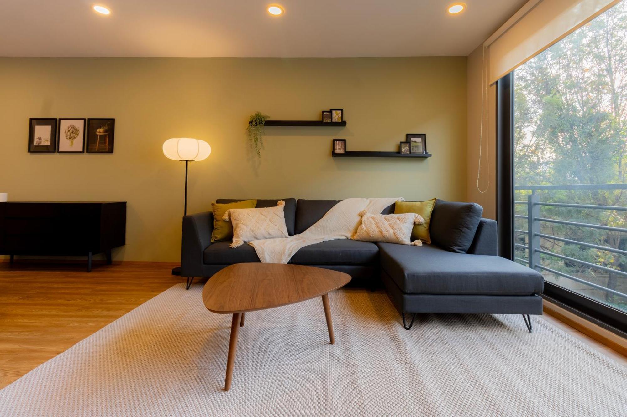 Premium Apartment 3 Bedrooms Balcony