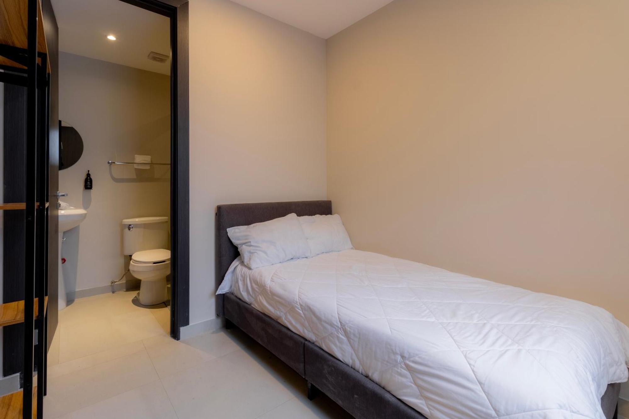Premium Apartment 3 Bedrooms Balcony