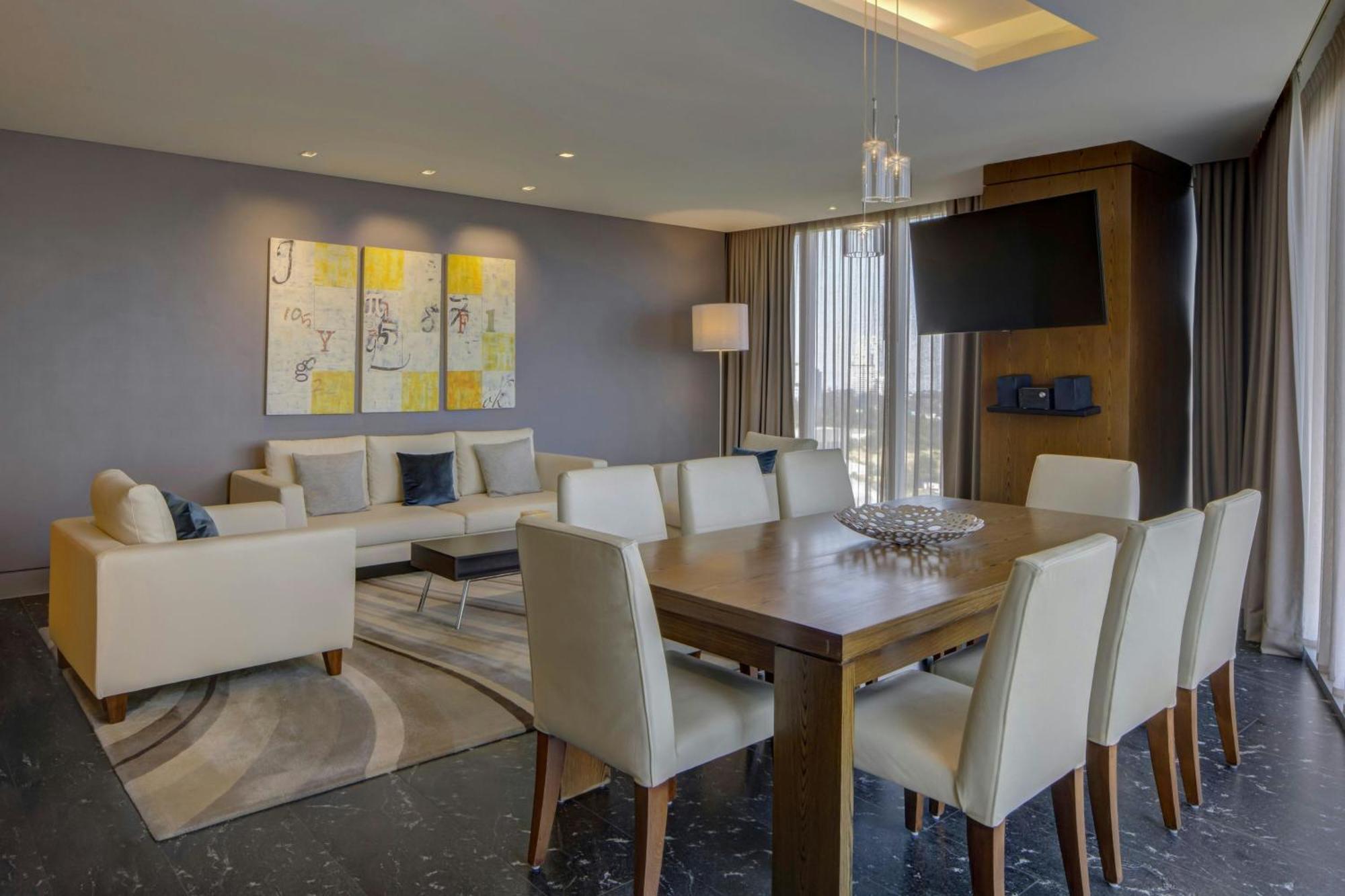Presidential Suite Club lounge access Valley view