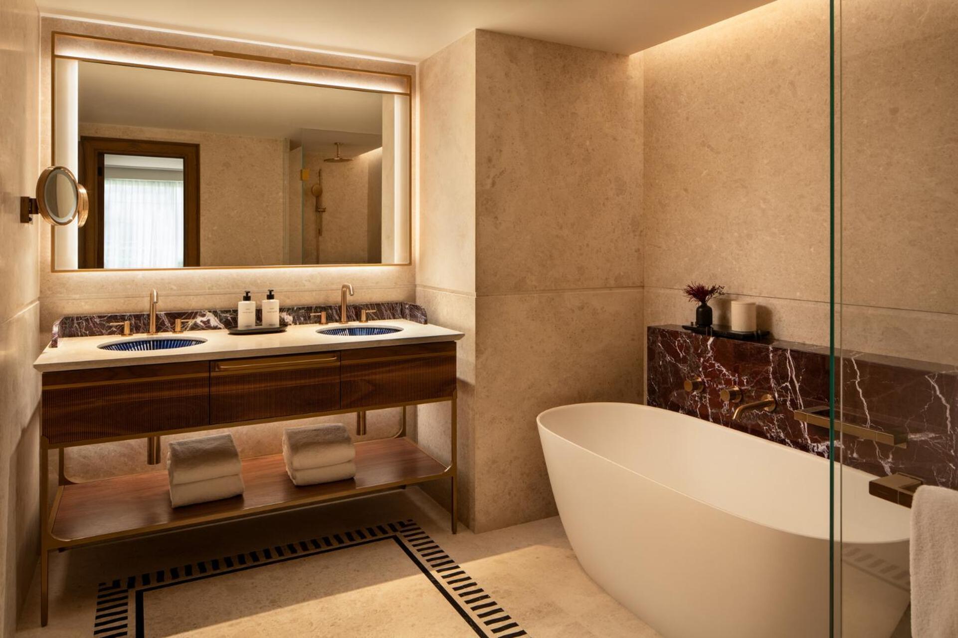 One-Bedroom Suite