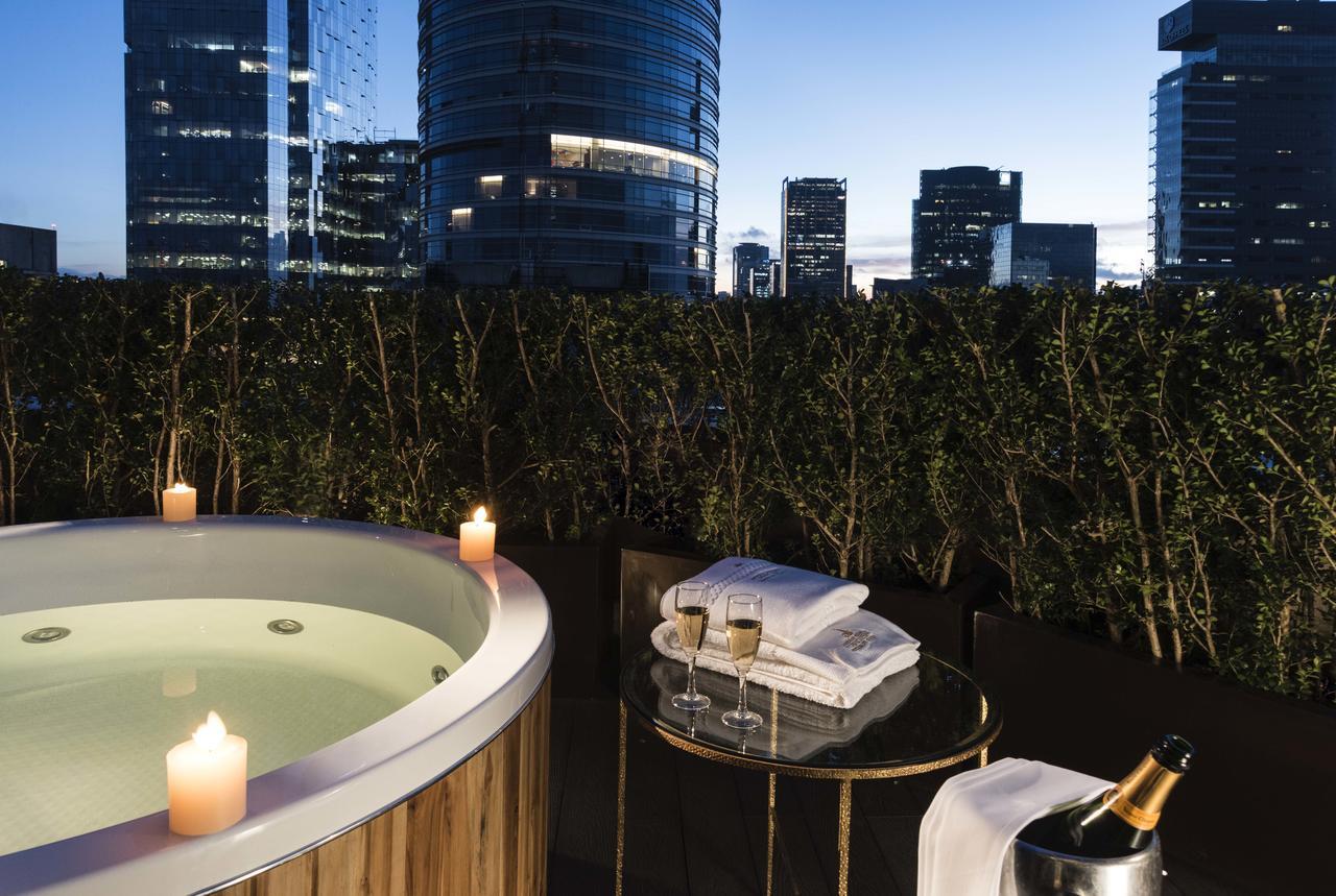 King Suite Spa Bath