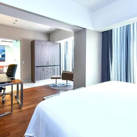 Krystal Grand Suites Insurgentes-3
