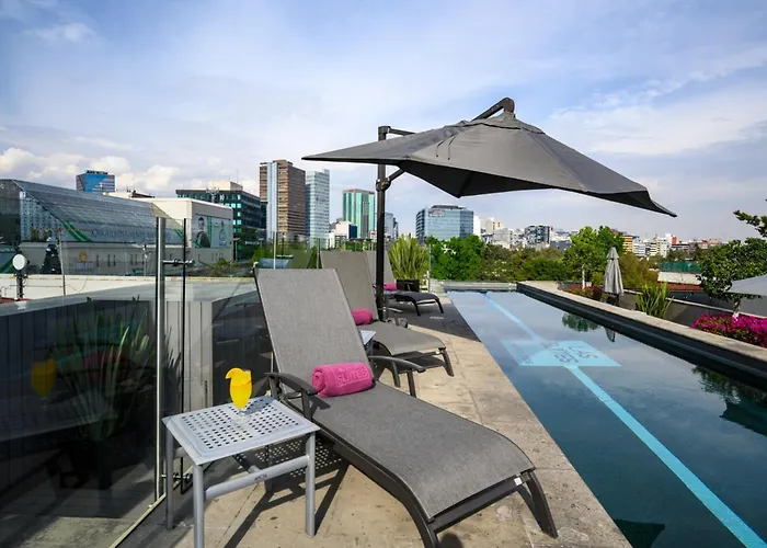 Las Suites Campos Eliseos Mexico City